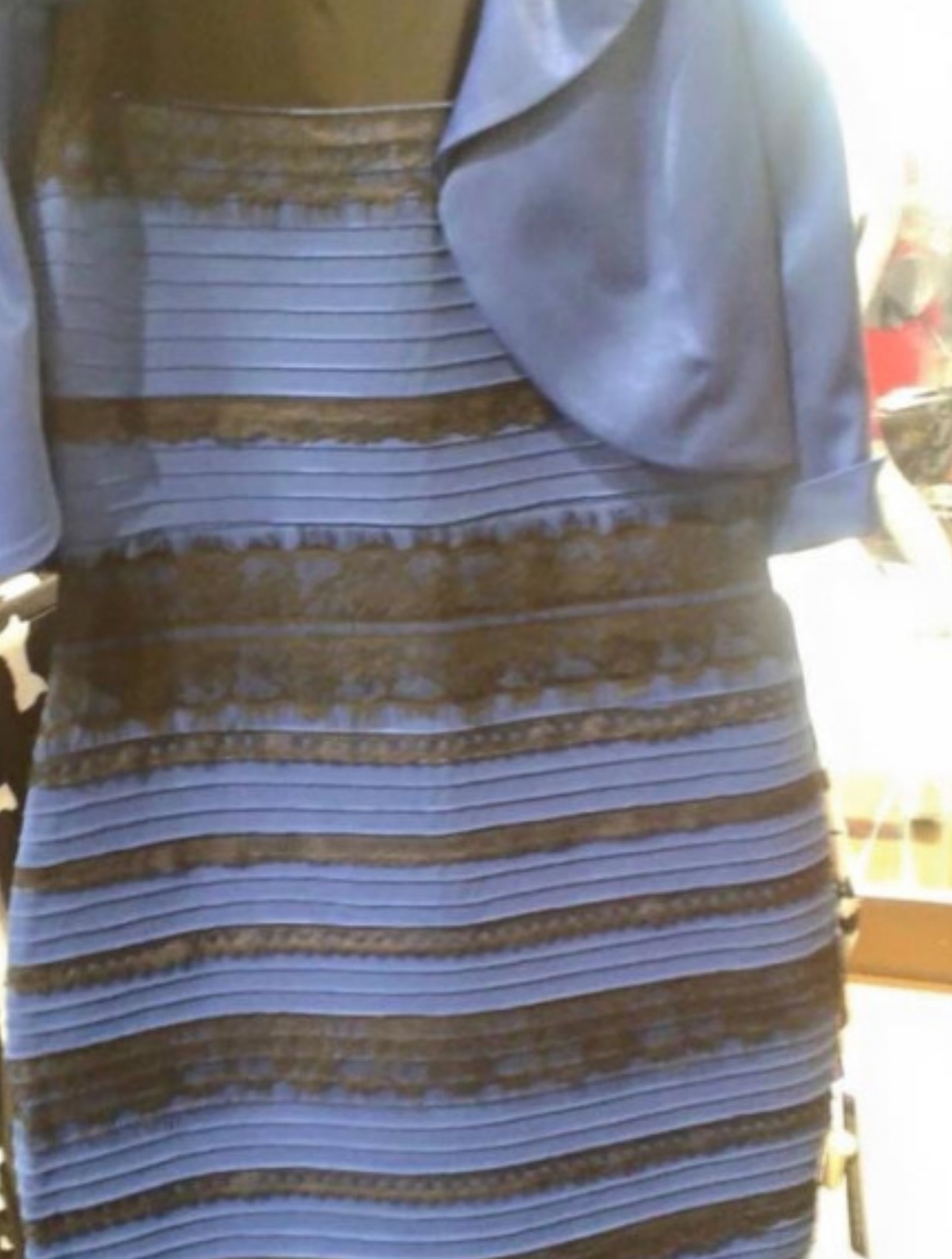 The Color Changing Dress Here’s why no one can agree SheKnows
