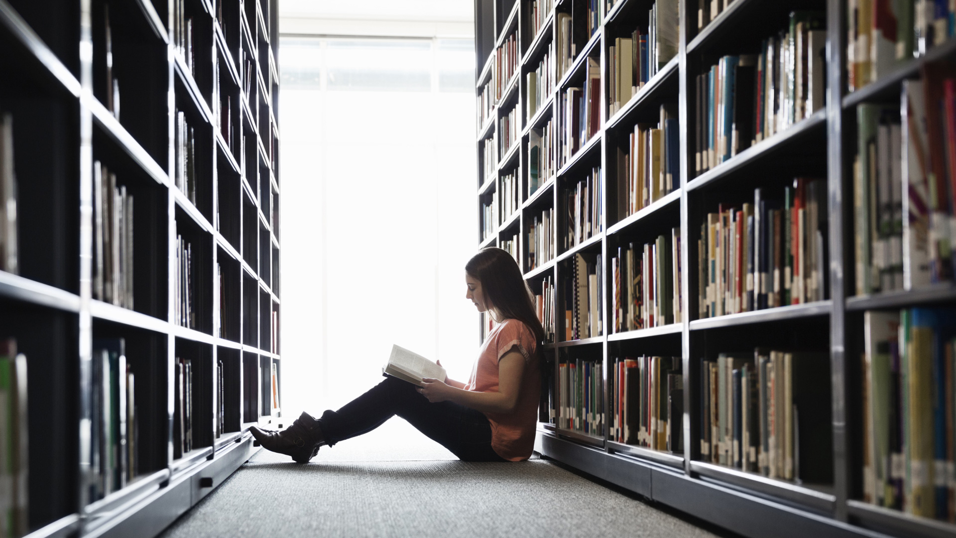 10 Books every collegebound student should read SheKnows