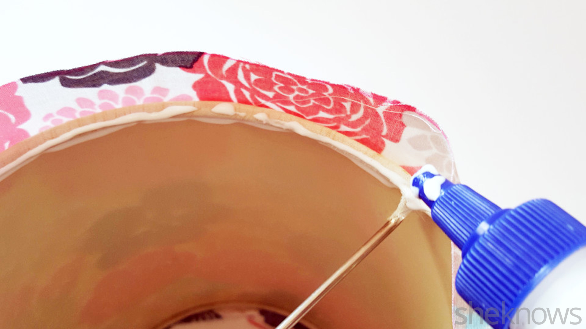 A super simple way to recover an old lamp shade SheKnows