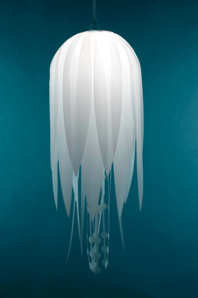 Jellyfish lamp looks amazing and is good for the too (PHOTOS)