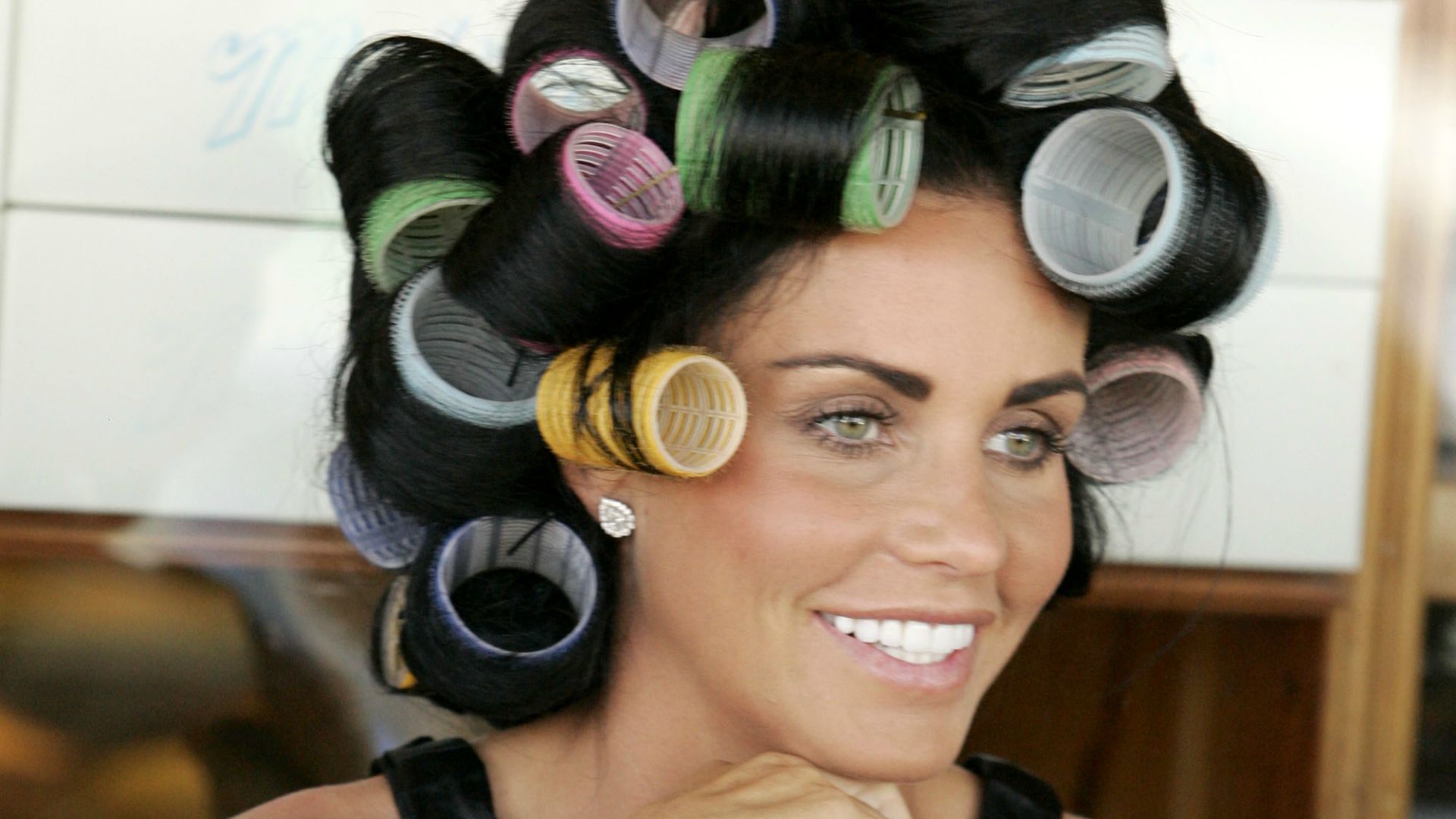 13 Instagram shots inspiring us to go out with our hair in curlers