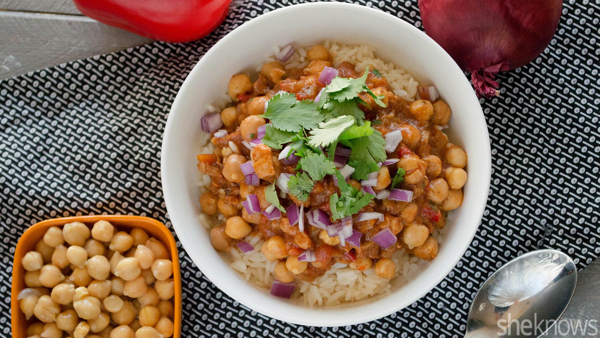 Slow Cooker Sunday Vegetarian chickpea curry