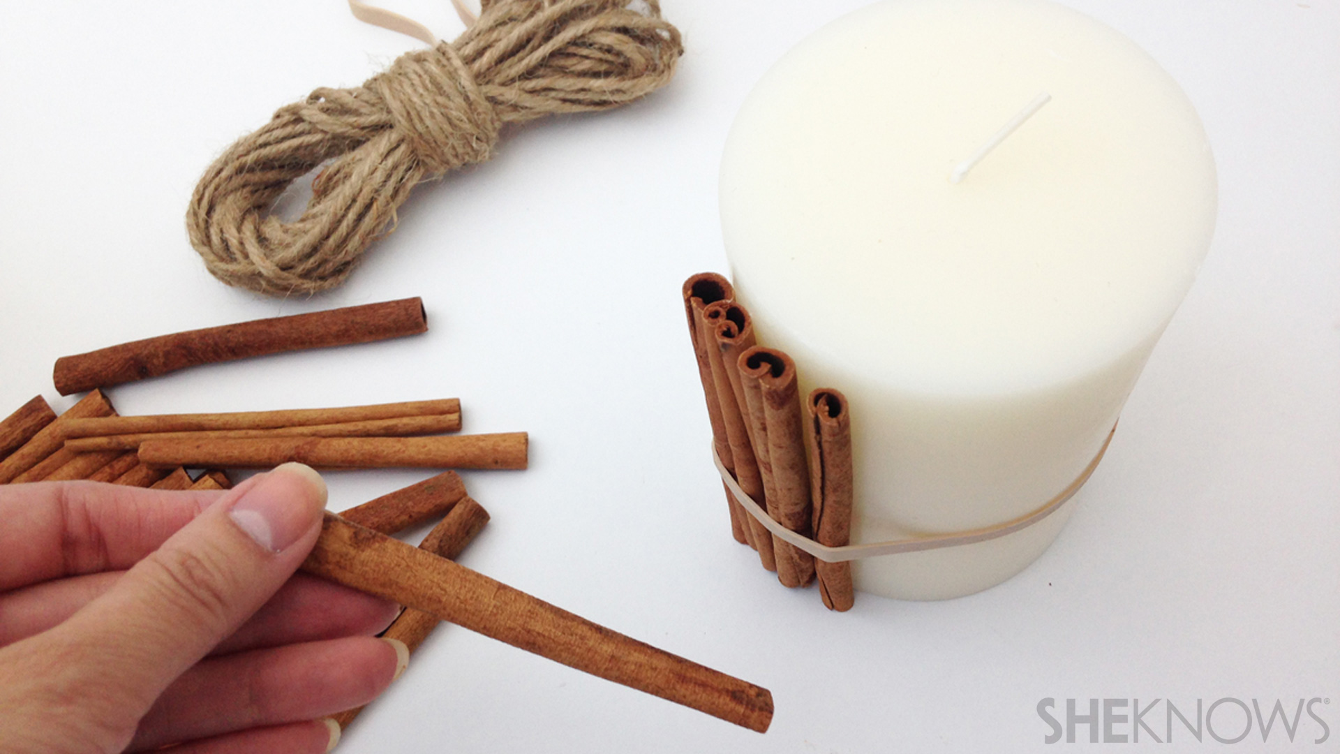This Vanilla Candle & Cinnamon Stick DIY Is What the Season Is Made Of