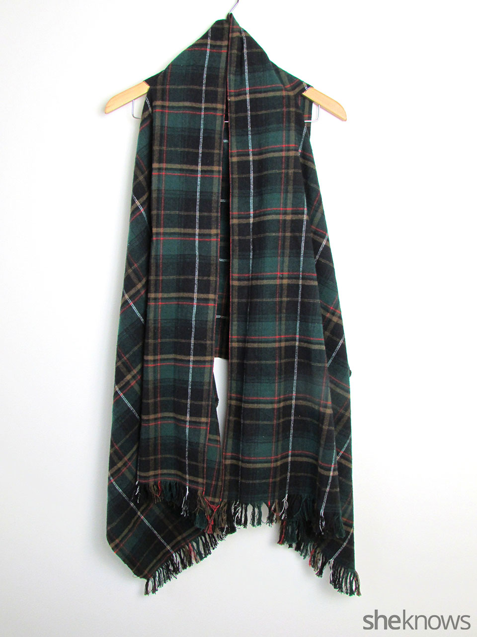 The 10minute DIY blanket vest SheKnows