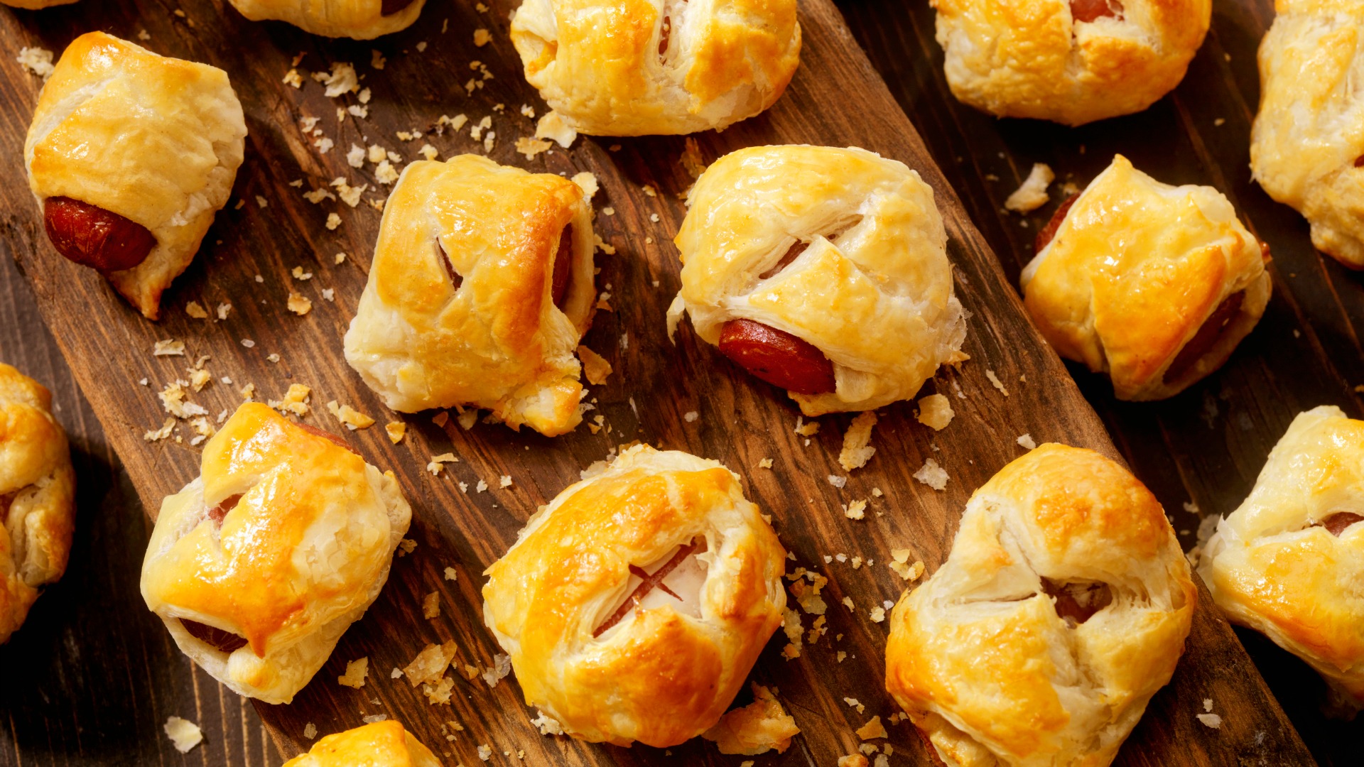 17 Canned Biscuit Appetizer Recipes That Feel Like Hacks, but Taste