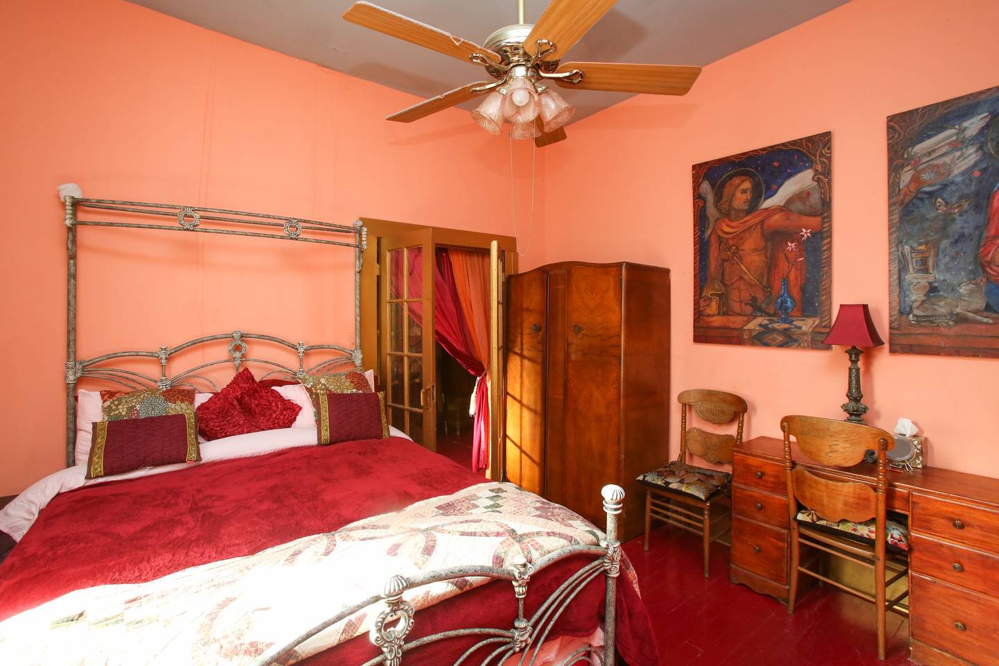 13 Haunted Airbnbs You Can Book Right Now SheKnows