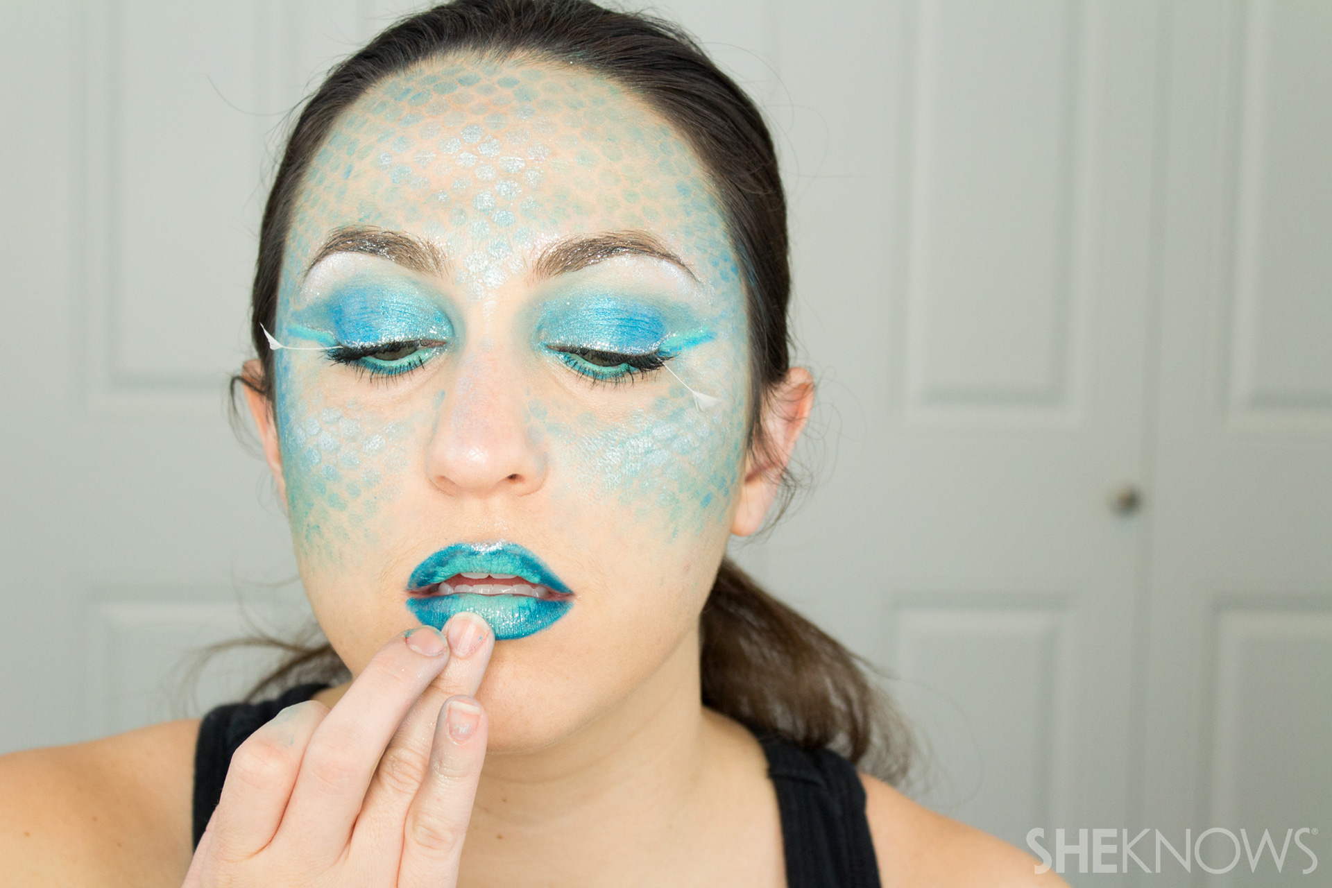 How to Totally Master Instagram's Halloween Mermaid Makeup
