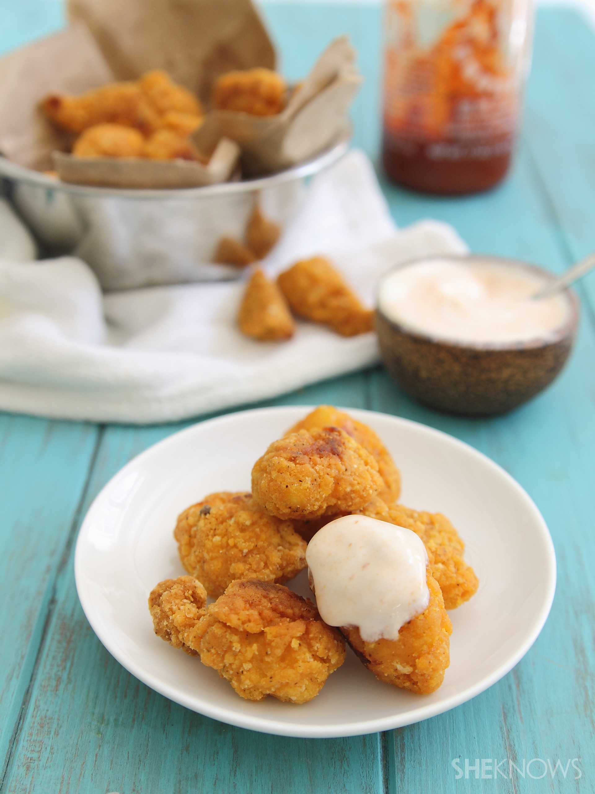 Sriracha popcorn chicken is easier (and tastier!) than fast food