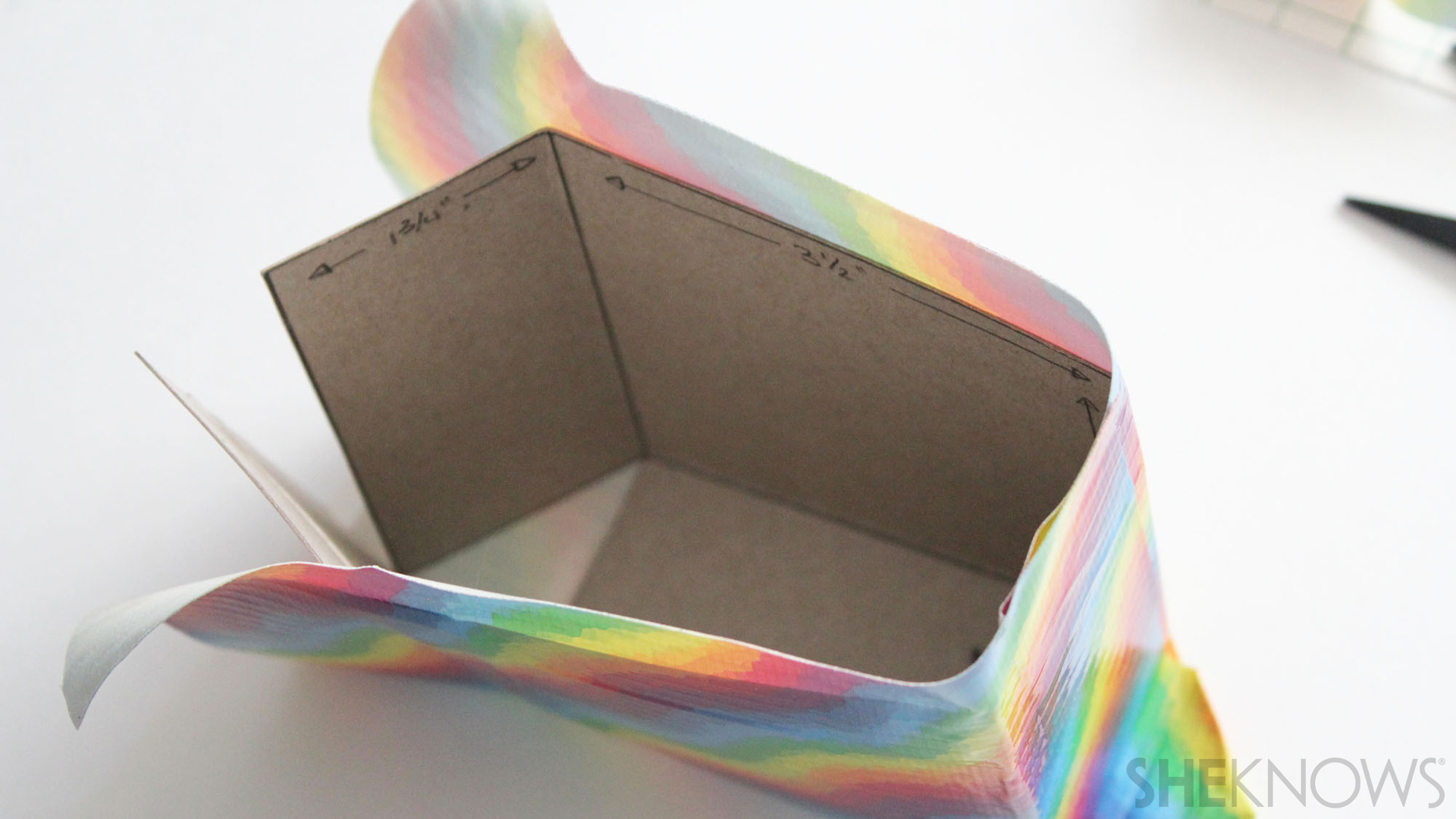 DIY marker holder easy enough for kids to make