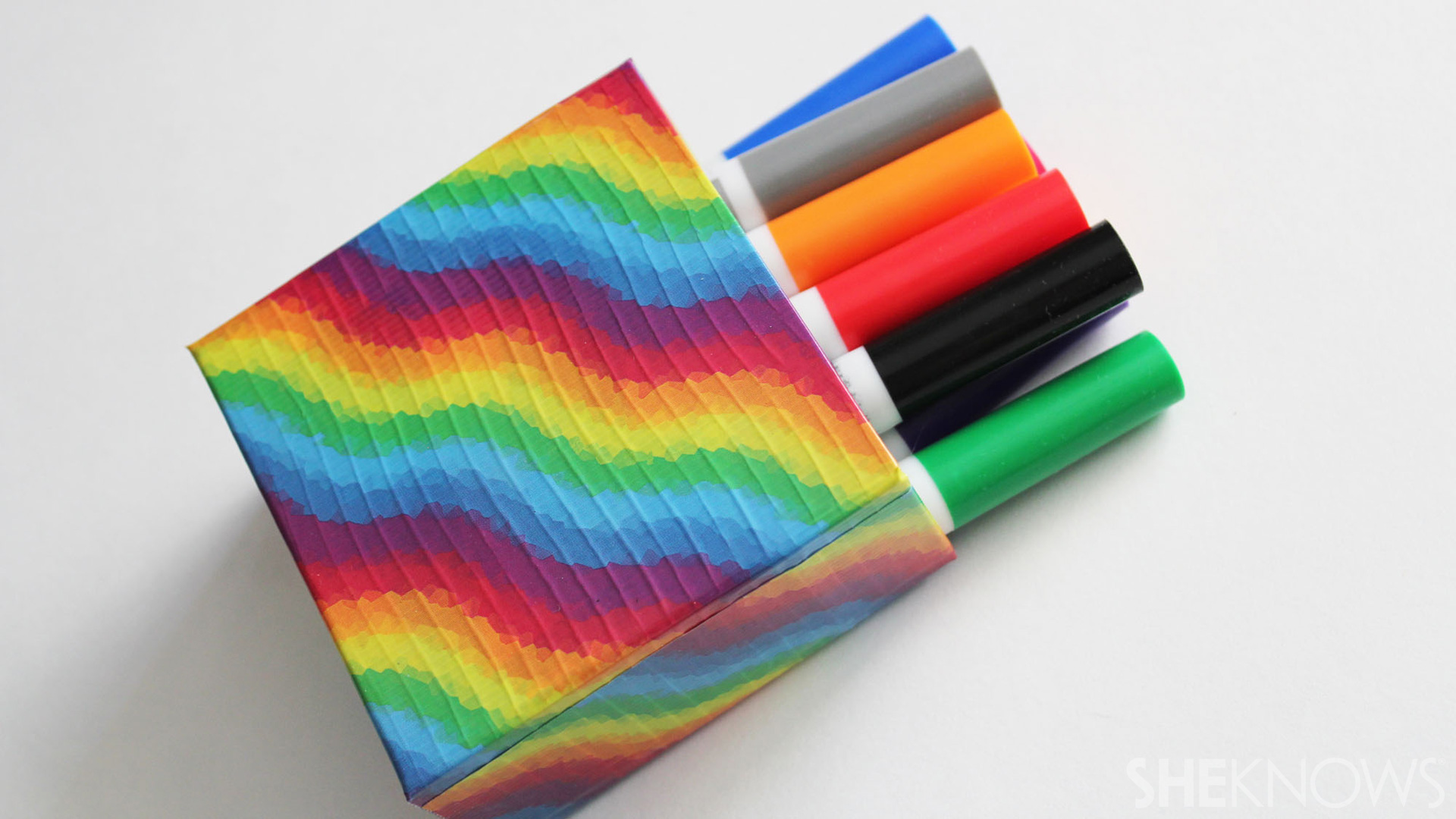 DIY marker holder easy enough for kids to make