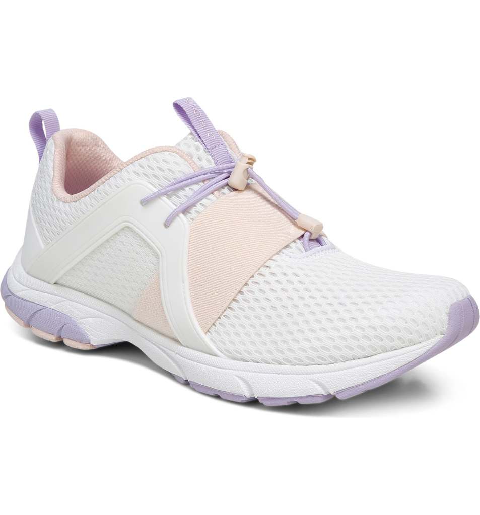 Oprah’s Favorite Vionic Shoes Are Part of Nordstrom’s HalfYearly Sale