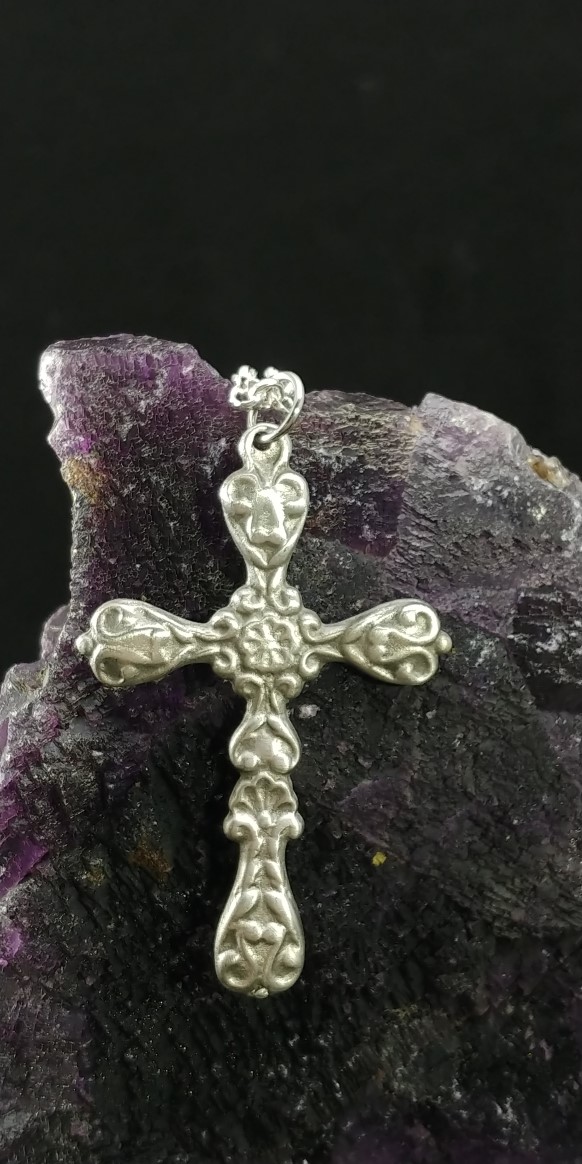 Fancy Cross Necklace Sheldon Pewter