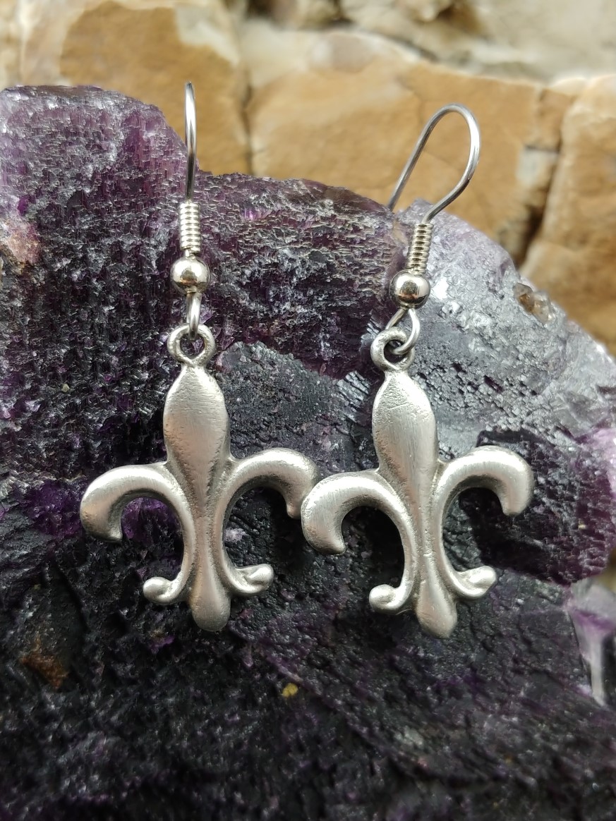 Fleurdelis Earrings Sheldon Pewter