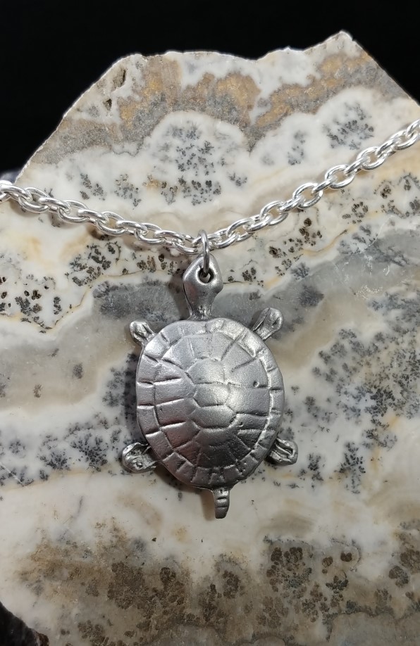 Turtle Necklace Sheldon Pewter