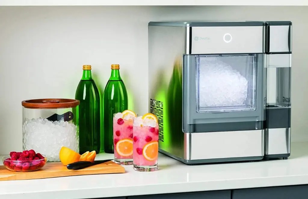 10 Best Portable Ice Makers in 2023 shelf