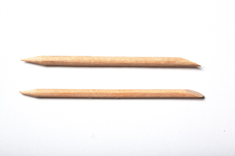 100 Orange Wood Sticks Shellac Nails Direct From €9 Per Bottle!