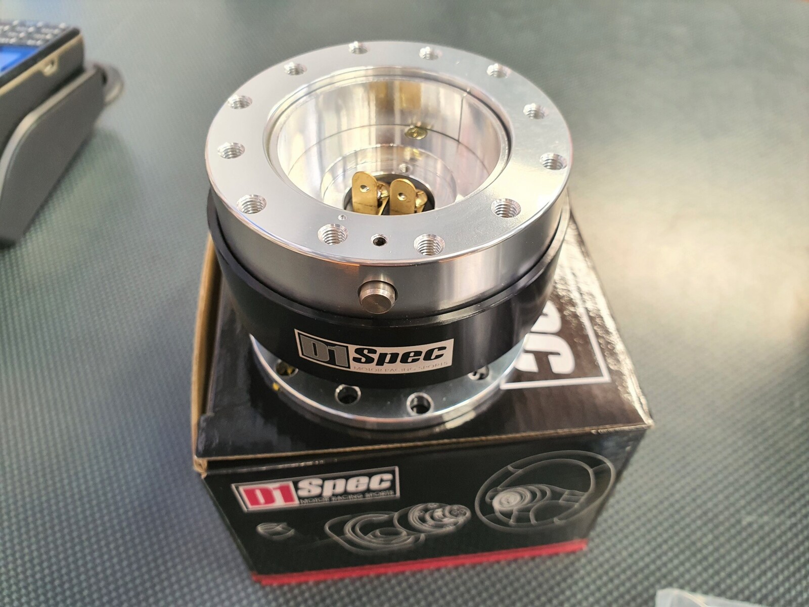 D1 Spec Steering Wheel Quick Release Suits Most Sparco Momo Nardi