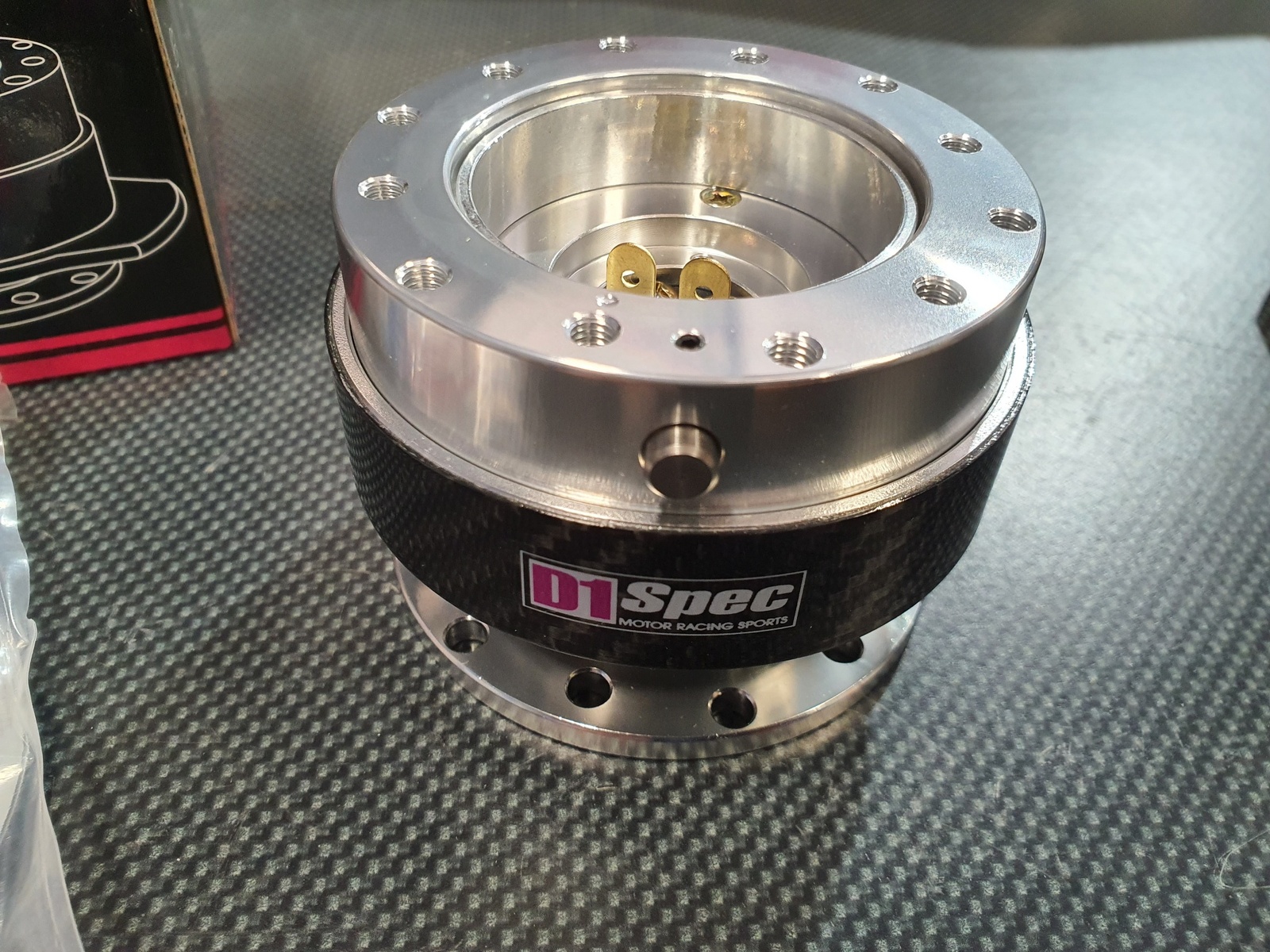 D1 Spec Carbon Steering Wheel Quick Release Suits Most Sparco Momo Nardi