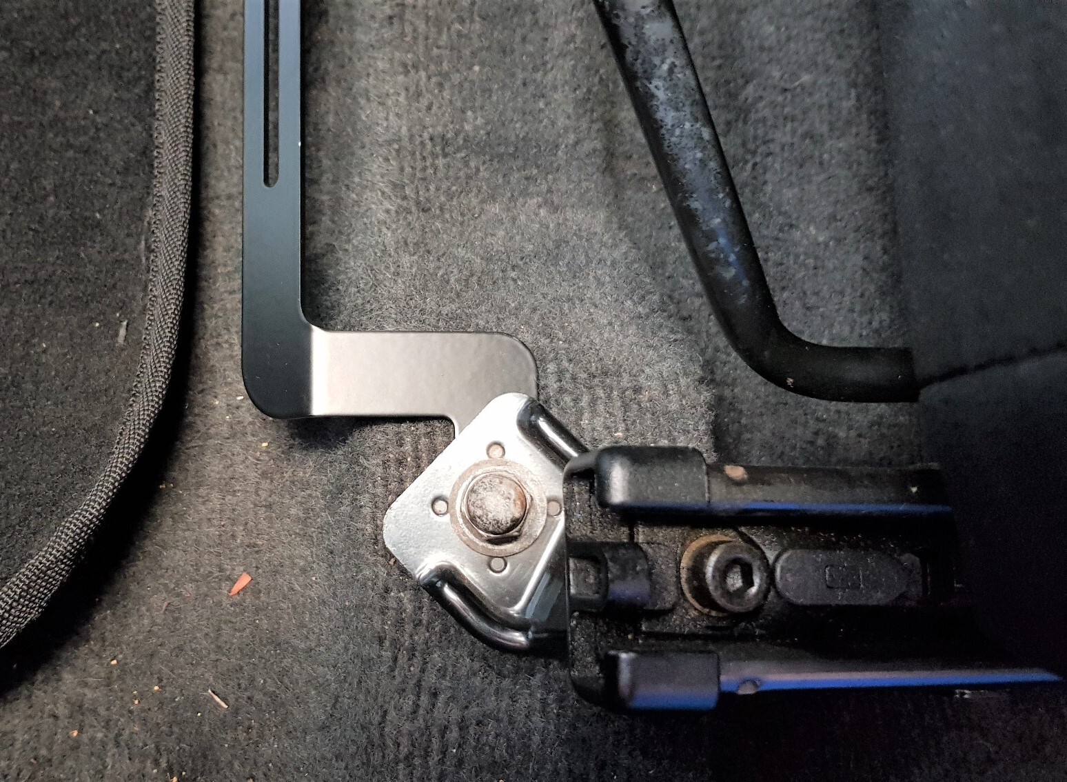 SPP Fire Extinguisher Bracket Mitsubishi EVO 7 8 9 IX