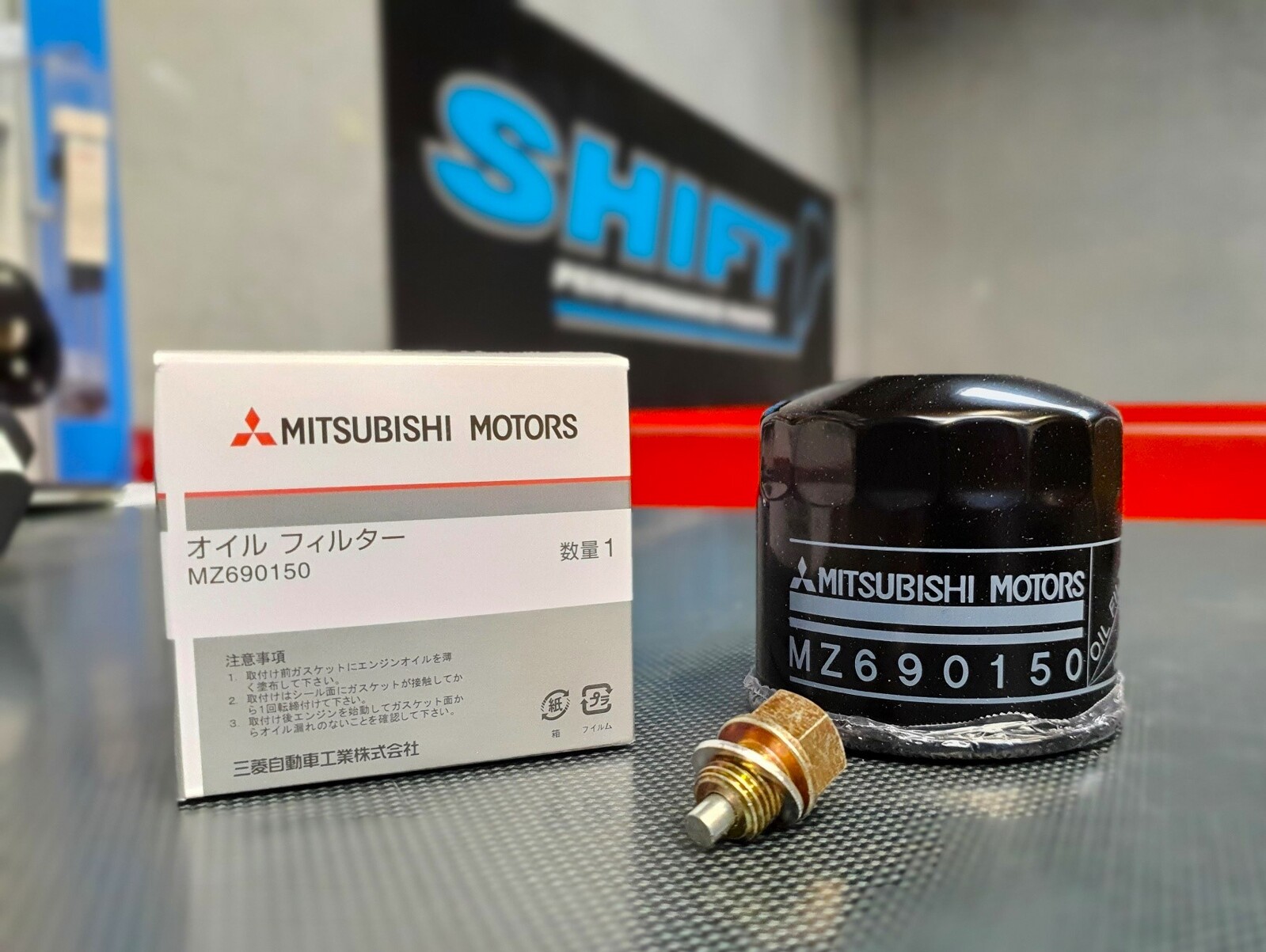 Genuine Mitsubishi Oil Filter EVO 5 6 7 8 9 MR GSR and Sump Plug