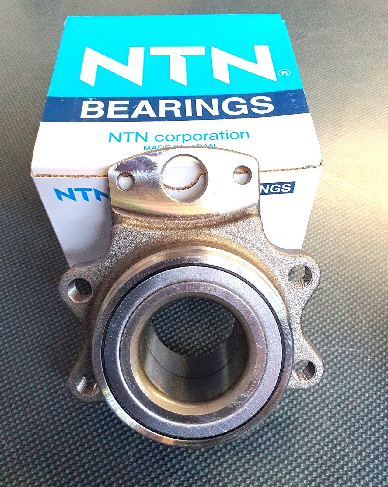 NTN Rear Wheel Bearing Assembly Suits Nissan 300ZX Z32 Fairlady.