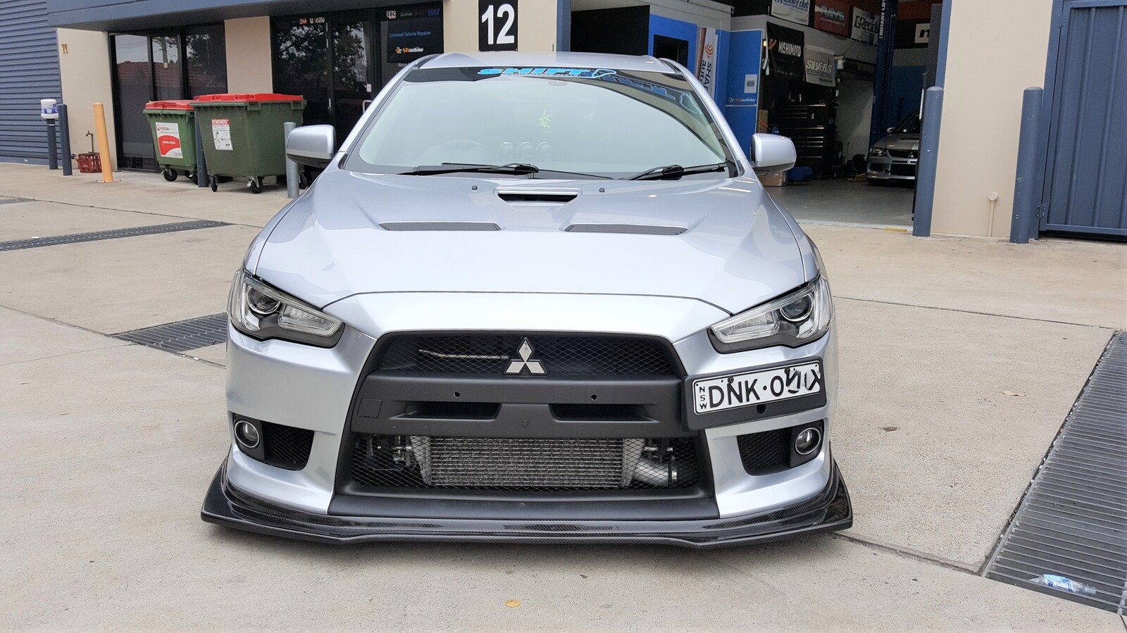 Rexpeed Black Hood Dampers Suits Mitsubishi EVO X