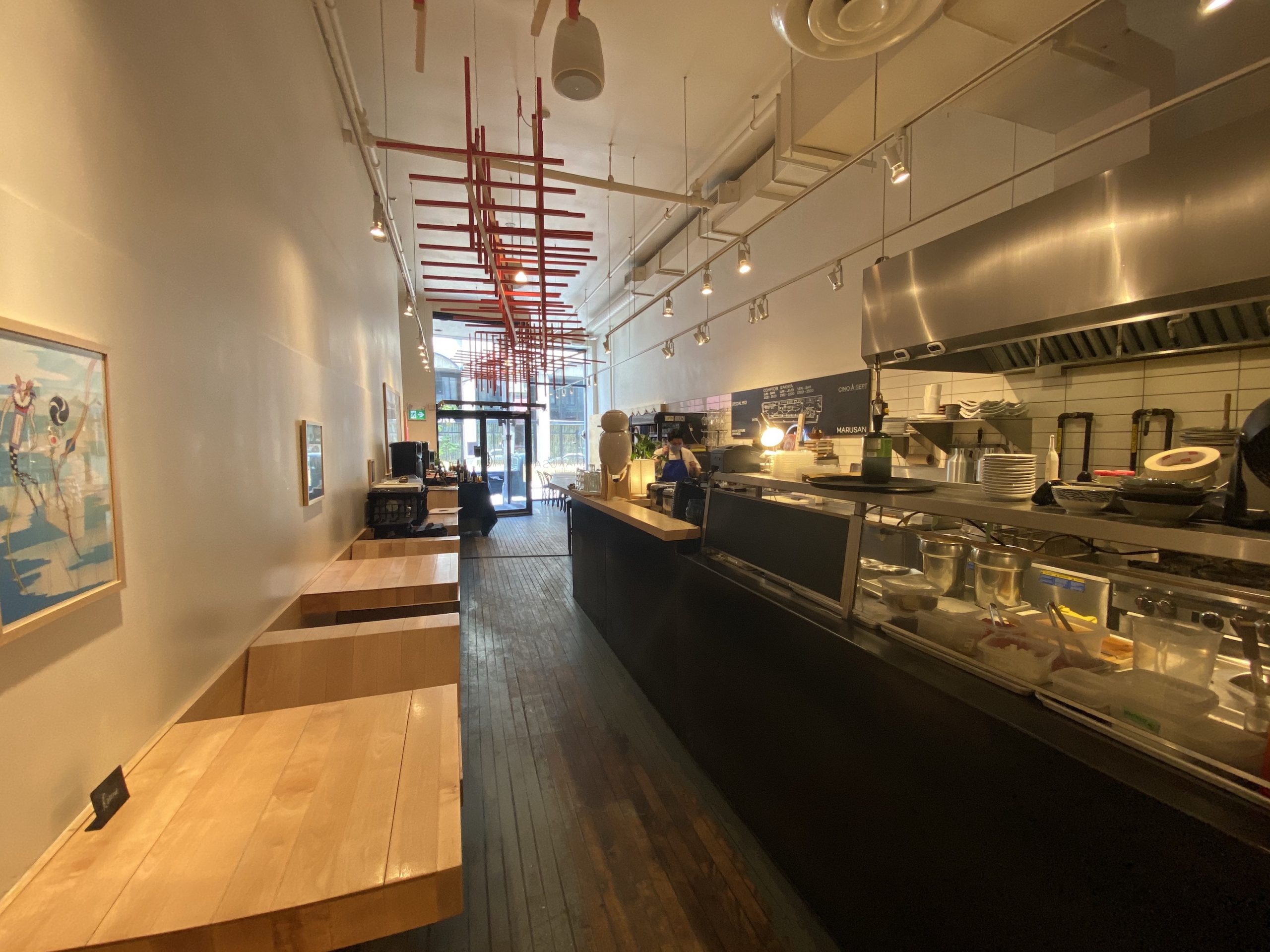 ShillerLavy Small Restaurant with Alcohol and Bar Permit For Rent in