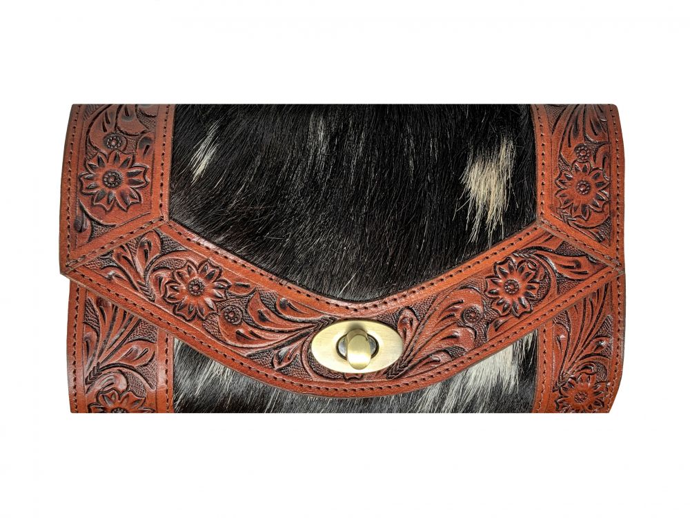 Shiloh Stables and Tack Klassy Cowgirl Leather Crossbody Bag with