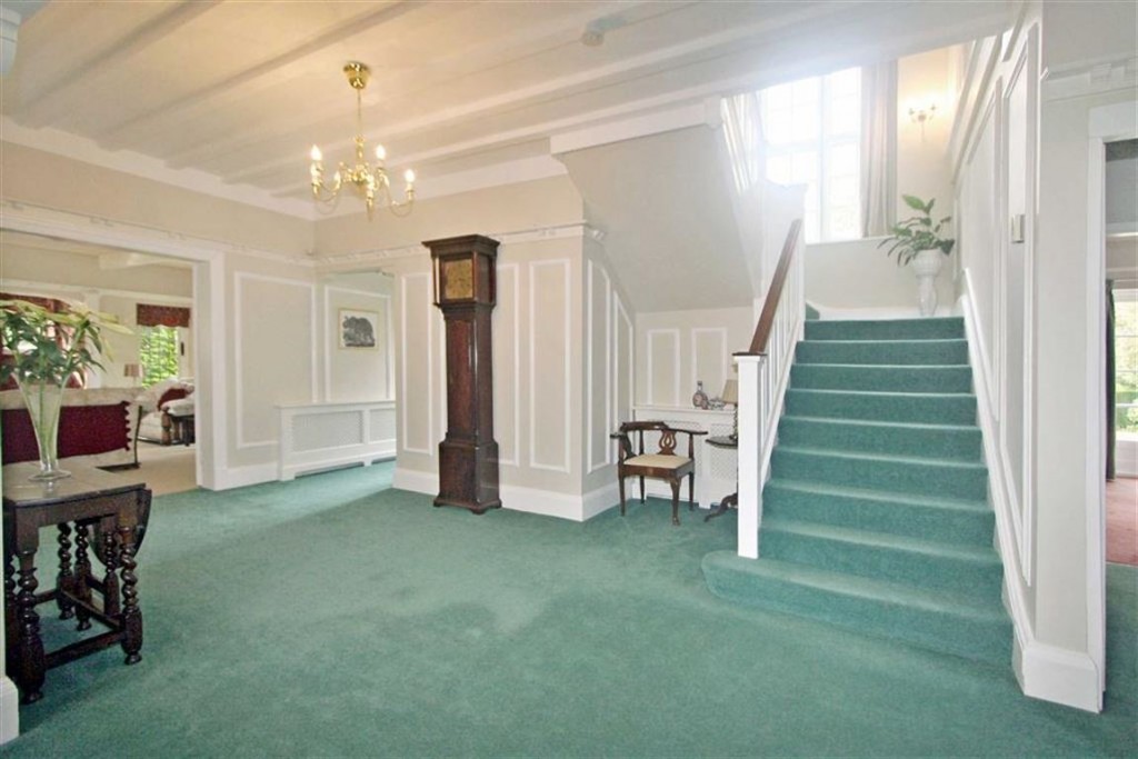 7 bedroom House Detached for sale in b Estate, West Purley