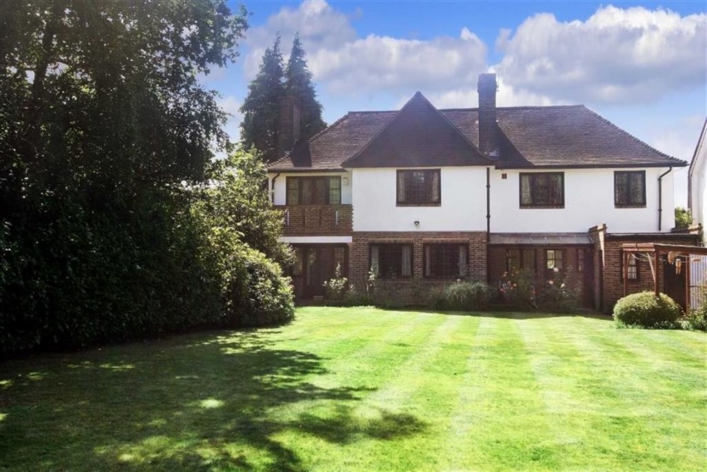 4 bedroom House Detached for sale in Croydon, Whitgift Foundation