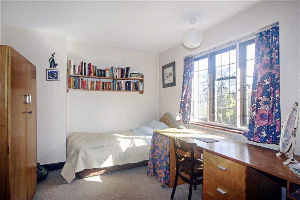 4 bedroom House Detached for sale in Croydon, Whitgift Foundation