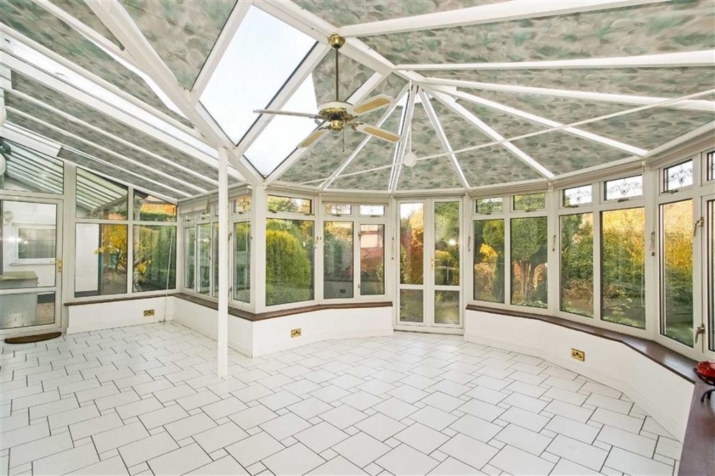 5 bedroom House Detached for sale in West Purley