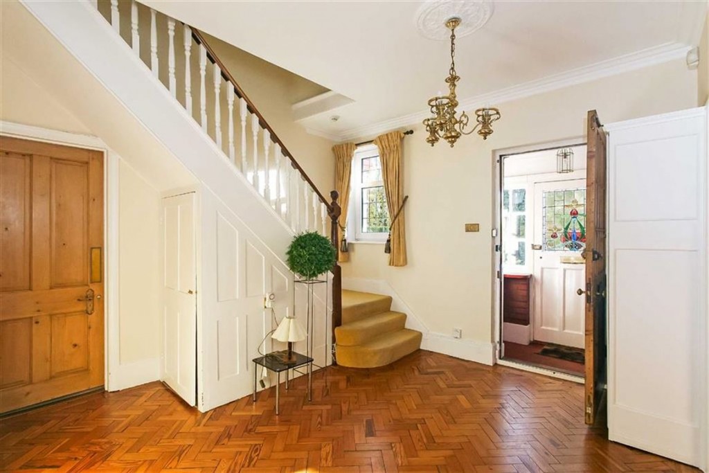 5 bedroom House Detached for sale in West Purley