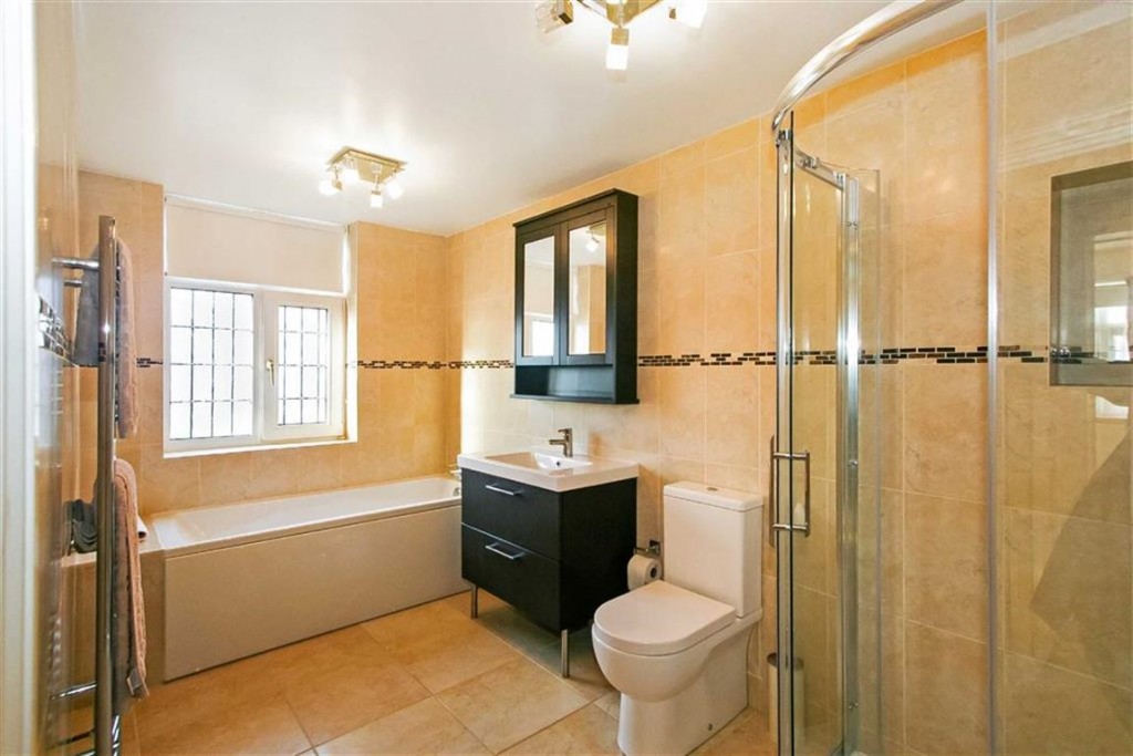 5 bedroom House Detached for sale in West Purley