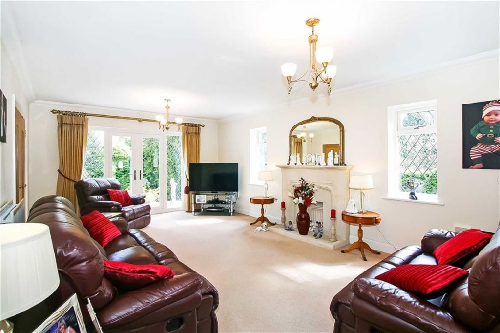 5 bedroom House Detached for sale in Kenley