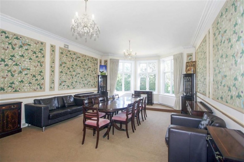 10 bedroom House Detached for sale in b Estate, West Purley