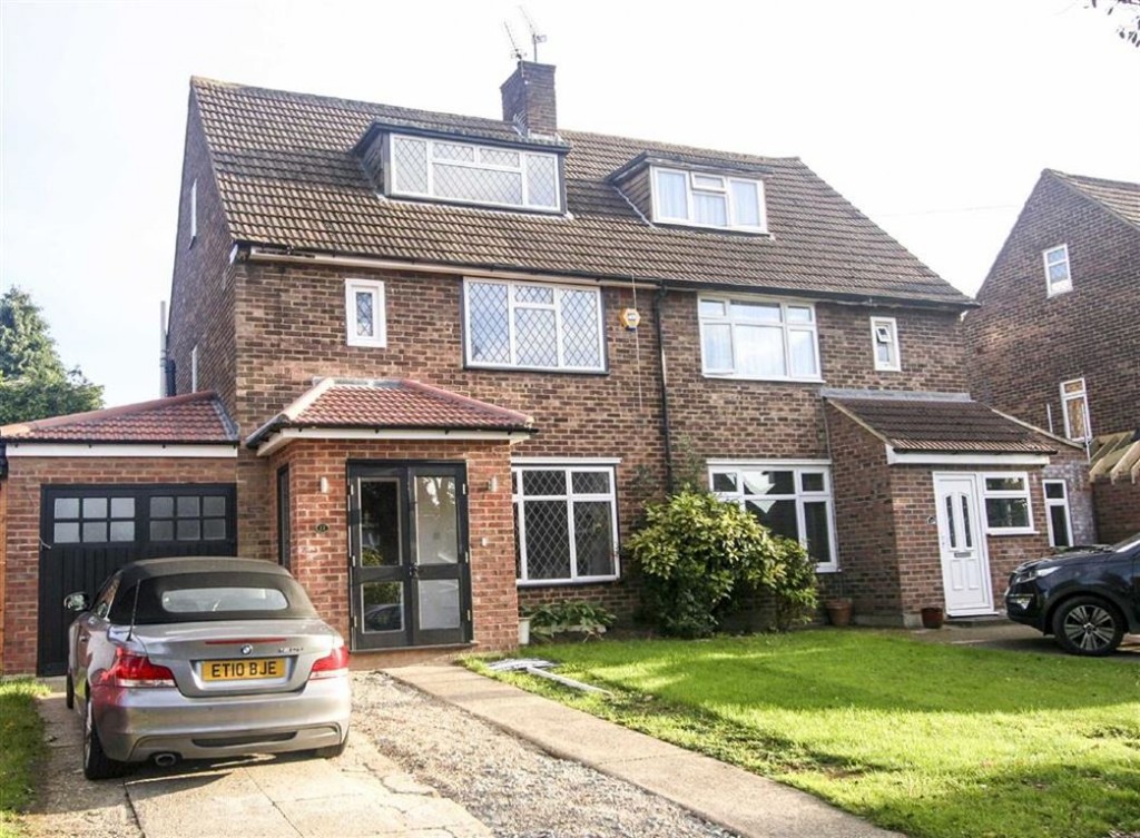 3 bedroom semi detached house for sale in South Wallington
