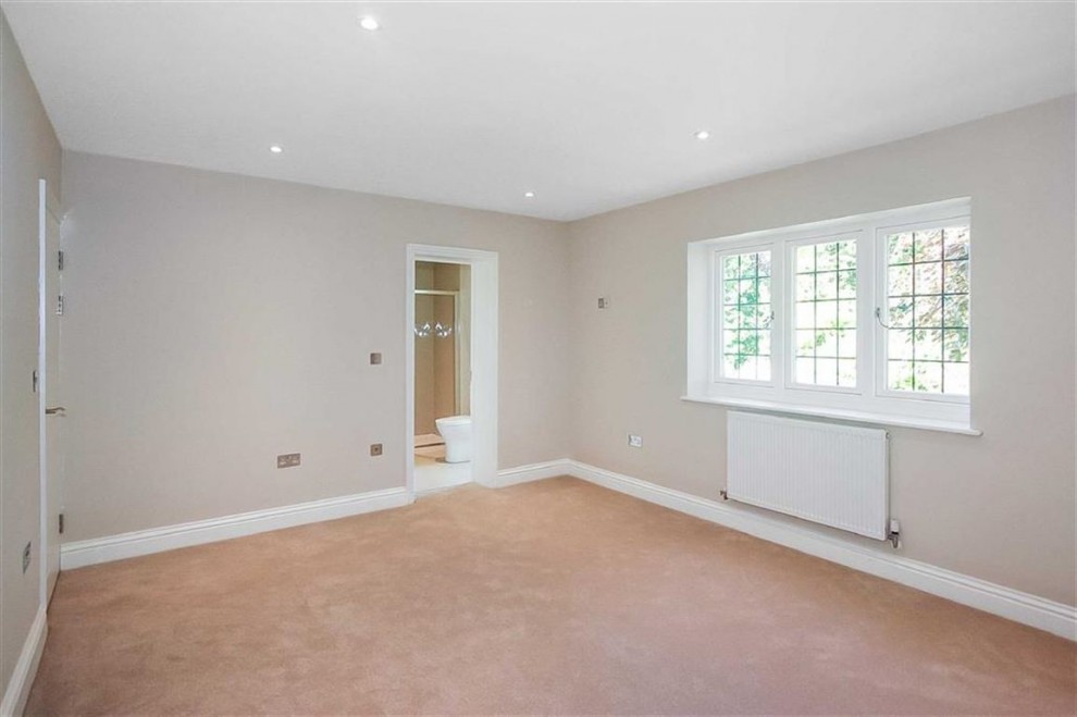 3 bedroom Cottage SemiDetached for sale in b Estate, Purley