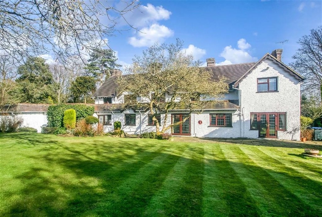 6 bedroom House Detached for sale in b Estate, West Purley