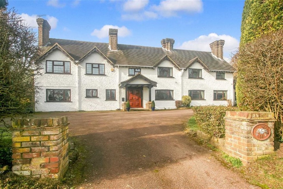 6 bedroom House Detached for sale in b Estate, West Purley