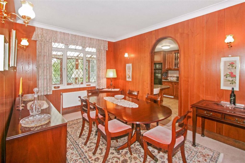 4 bedroom House Detached for sale in Croham Hurst, South Croydon