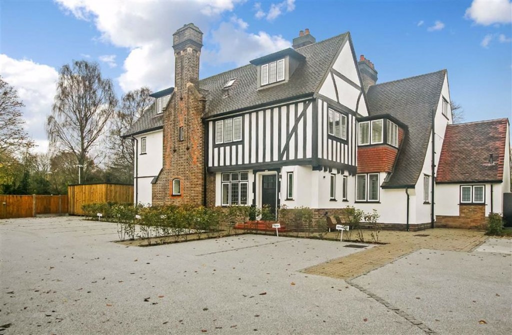 2 bedroom New Apartment Conversion for sale in Kenley