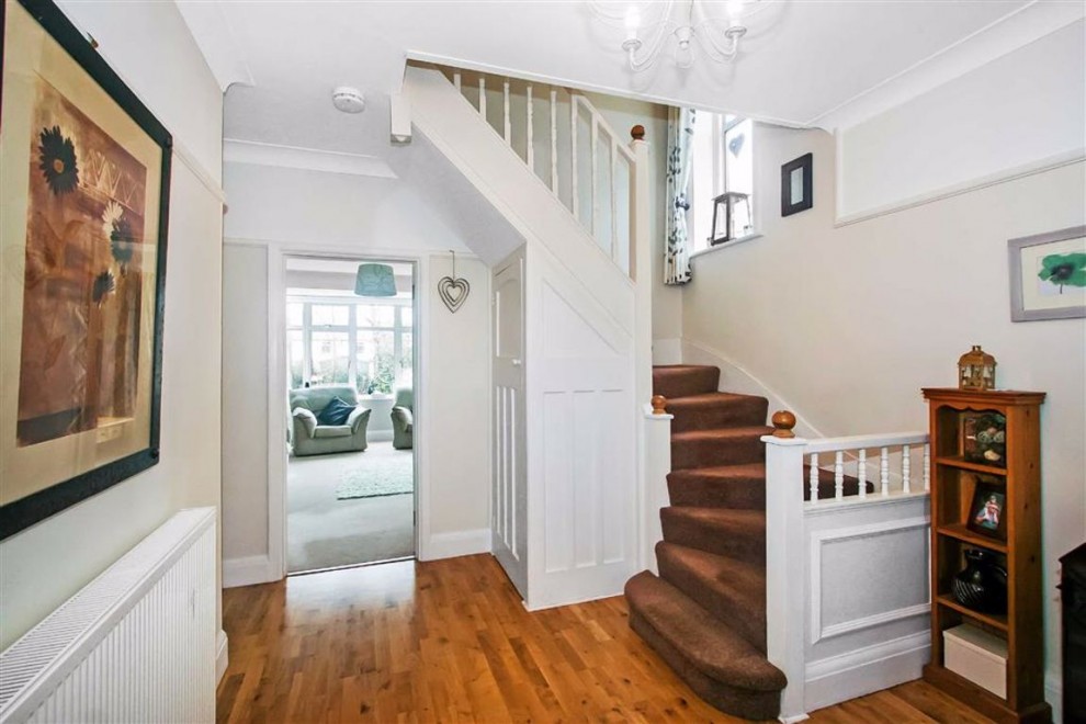 5 bedroom House Detached for sale in West Coulsdon