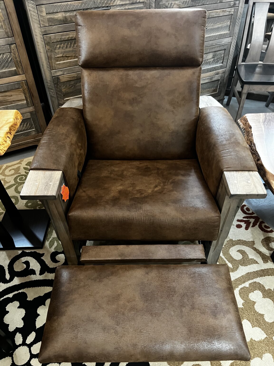 Authentic Amish Hand Crafted Recliner Shop Oakland County Main Streets