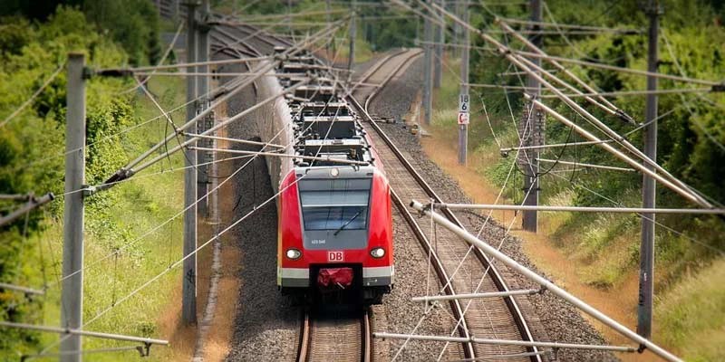 BahnCard 100 Young (bis 26 Jahre) für 2.399€