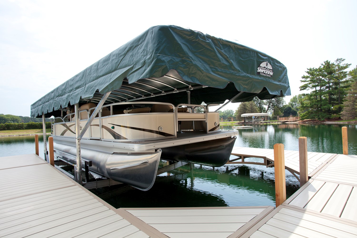 Pontoon Lifts Lift Options ShoreStation®