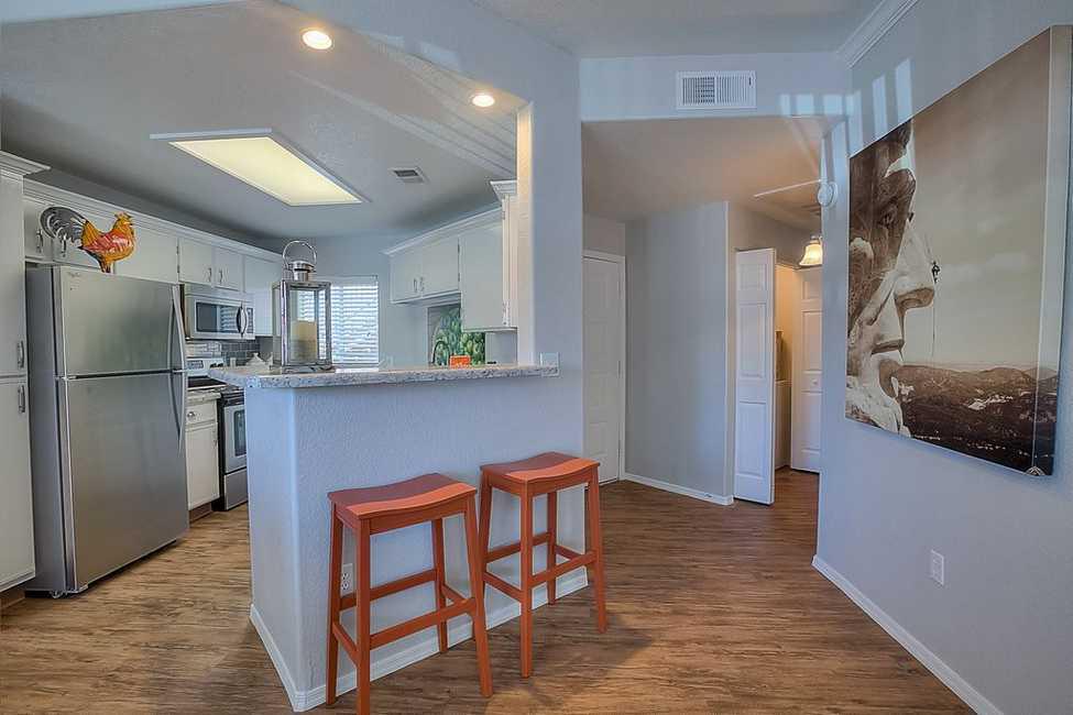 8300 Wyoming Boulevard NE, Albuquerque NM 87113 Shortterm Lease