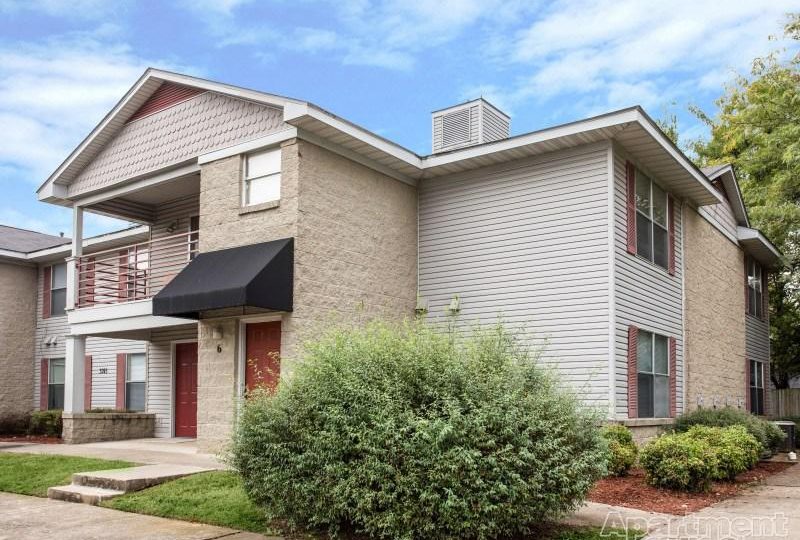 3127 W Jewell Rd, Fayetteville, AR 72701 Shortterm Corporate Housing