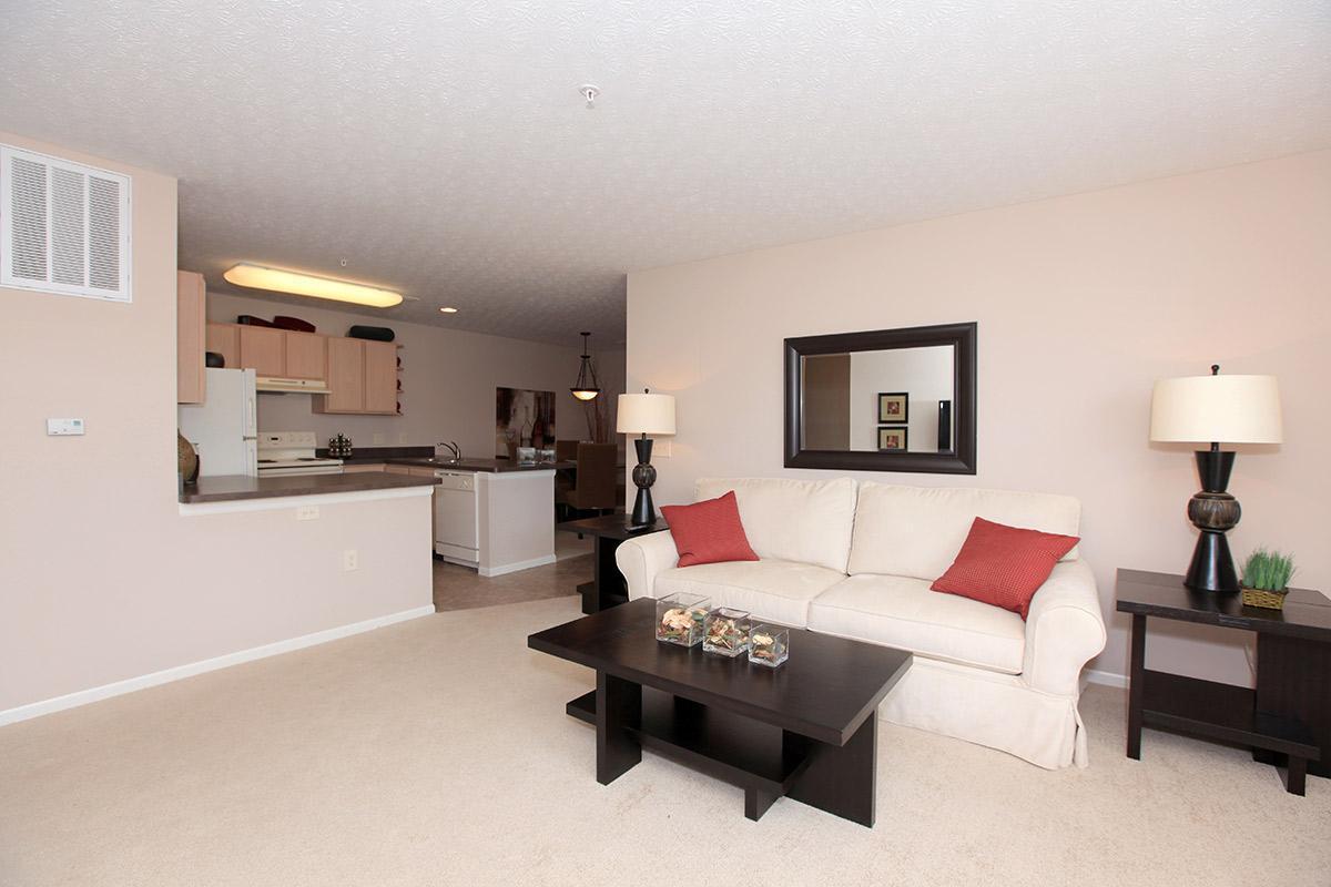 2880 Dwight Rd, Springfield, OH 45503 Shortterm Lease Apartments