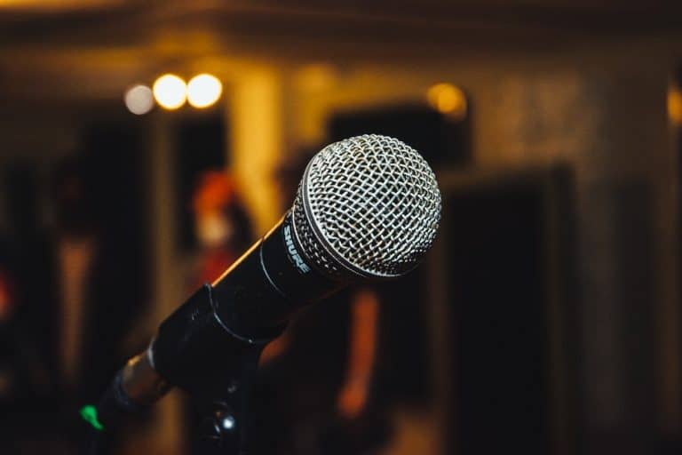 How Does a Microphone Work? Shout4Music